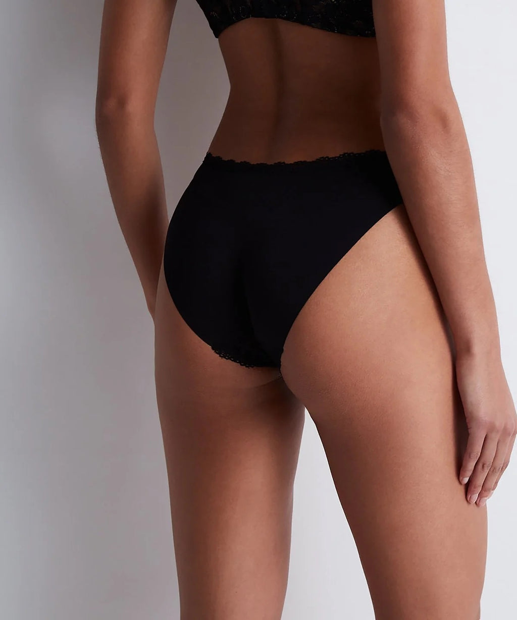 Aubade-Brasilian Brief